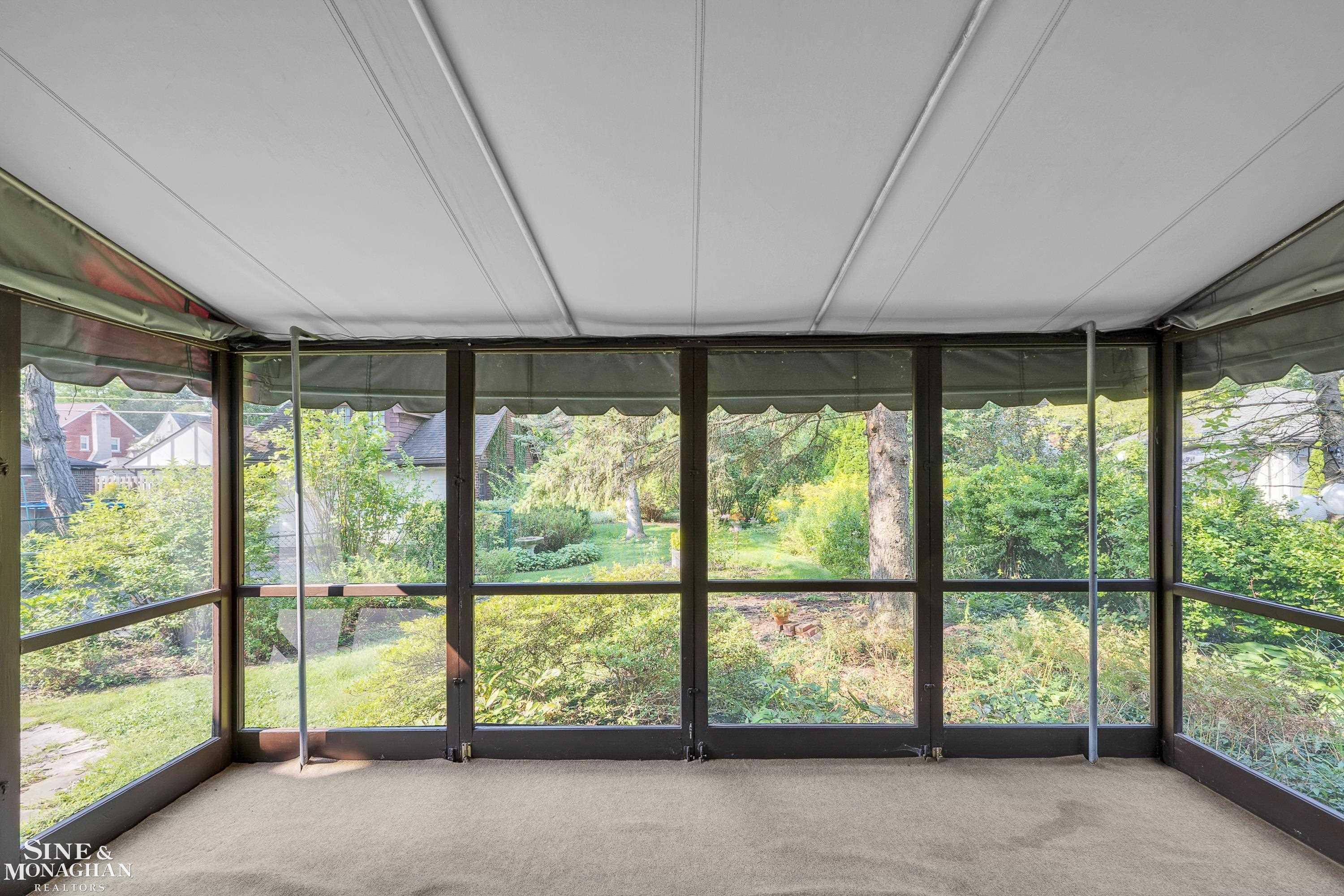 1363 Yorkshire Road Grosse Pointe, MI 48230 - Photo 22 of 67 50154348-ffe6322c-ba53-424a-95c3-b0132fe3dc06.JPG