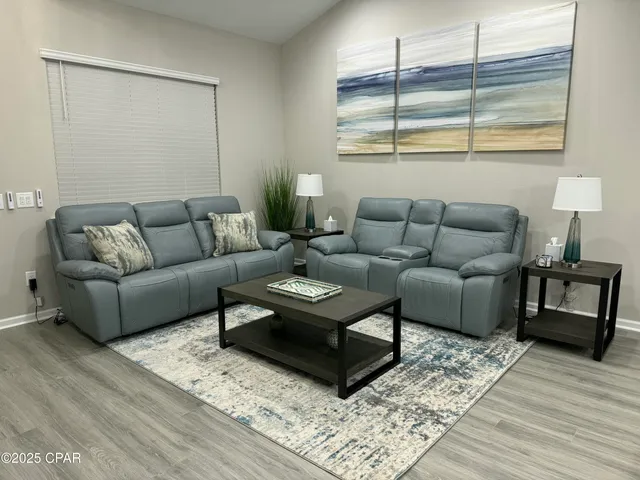 $2,600 | 8436 Dreams Float Court, Panama City Beach, FL 32413