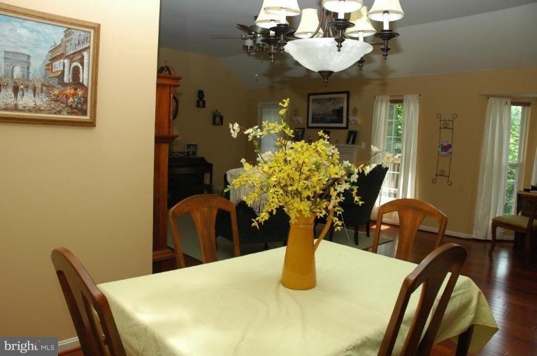 8303 Southstream Run Springfield, VA 22153 - Photo 14 of 30 Dining Room #2