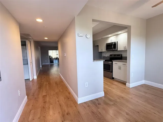 $2,300 | 550 Southwest 137th Avenue, Unit 312L, Pembroke Pines, FL 33027