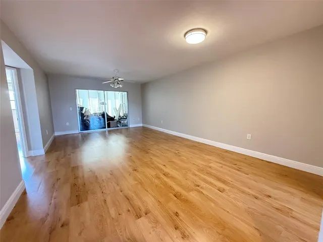 $2,300 | 550 Southwest 137th Avenue, Unit 312L, Pembroke Pines, FL 33027