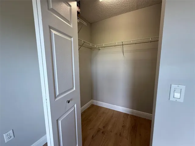 $2,300 | 550 Southwest 137th Avenue, Unit 312L, Pembroke Pines, FL 33027