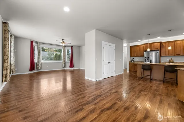 $595,000 | 580 Eatonville Highway East, Eatonville, WA 98328