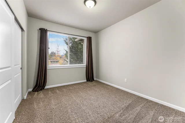 $595,000 | 580 Eatonville Highway East, Eatonville, WA 98328