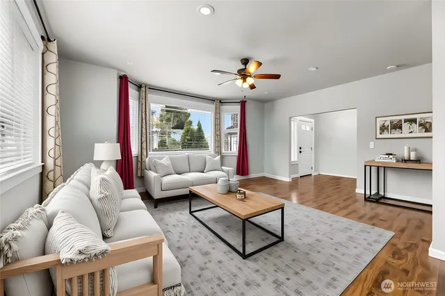 $595,000 | 580 Eatonville Highway East, Eatonville, WA 98328