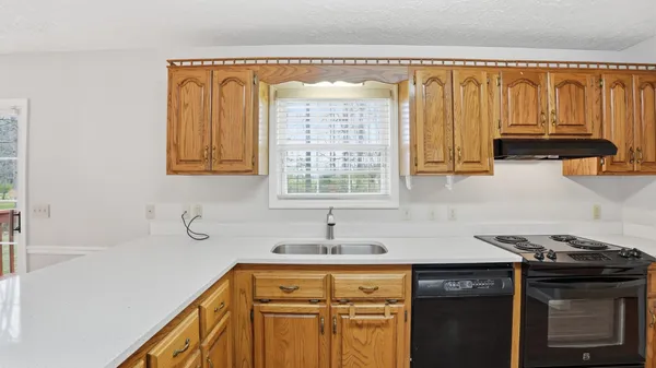 $325,000 | 203 Marks Avenue, Tullahoma, TN 37388