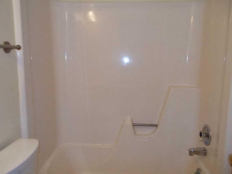 8918 Highland Road Pittsburgh, PA 15237 - Photo 16 of 25 Full Bath. Newer tub surround.