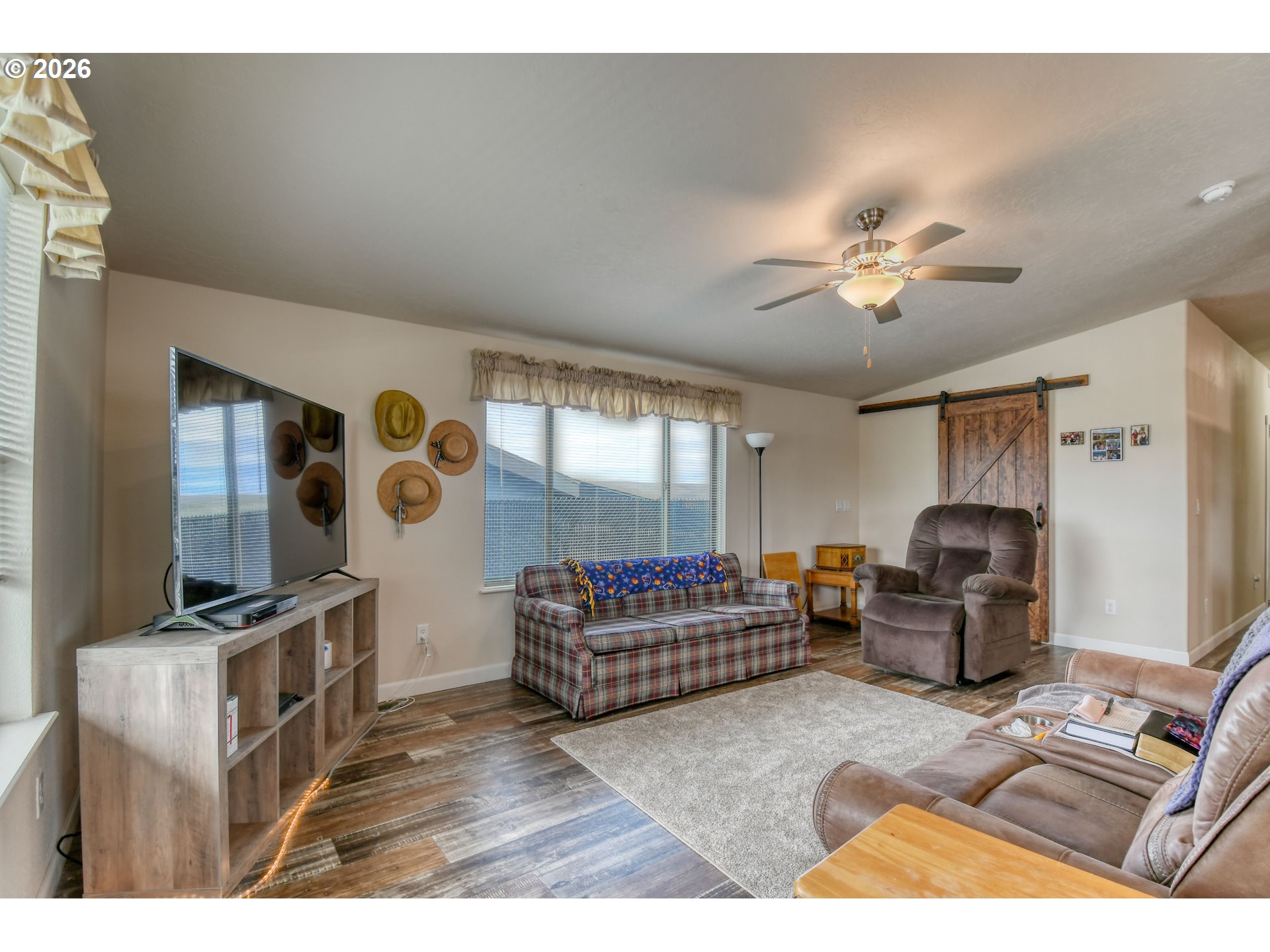 3027 Southwest Terrace Drive Pendleton, OR 97801 - Photo 7 of 36