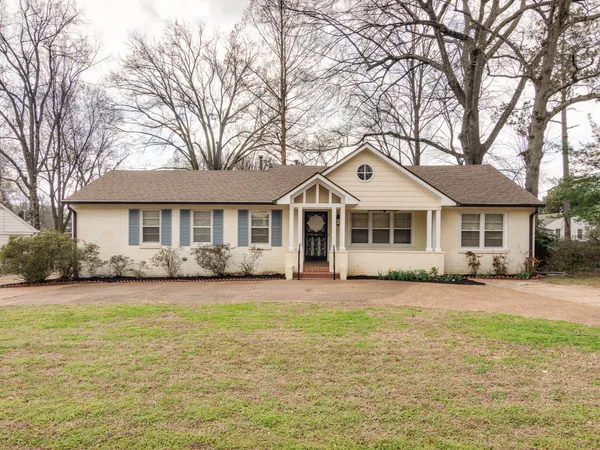 $367,000 | 4935 Robindale Lane, Memphis, TN 38117