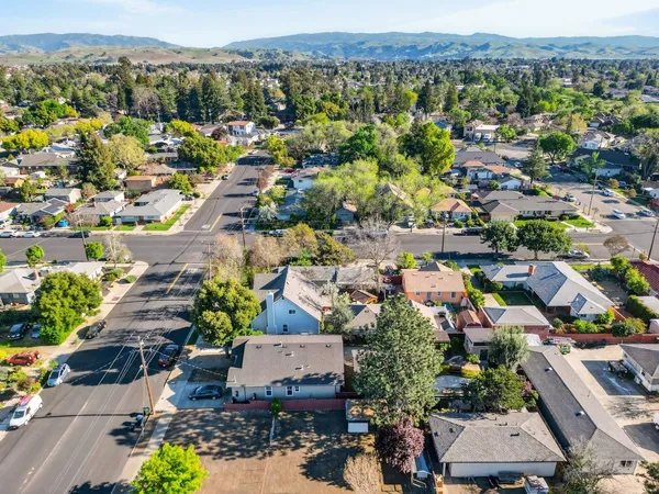 $1,599,000 | 575 South O Street, Livermore, CA 94550