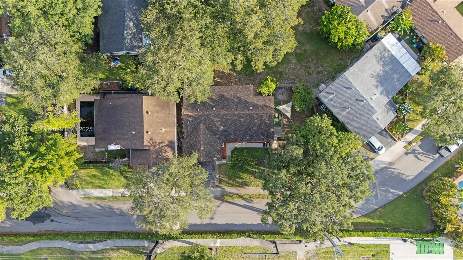 50 Forest Circle Cooper City, FL 33026 - Photo 15 of 21