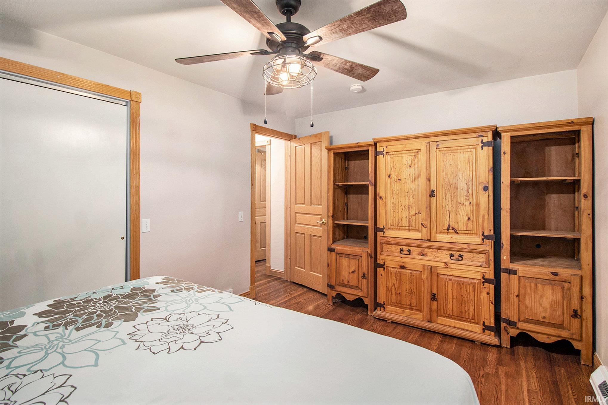 51720 Grape Road Granger, IN 46530 - Photo 21 of 31 Gallery Image 21