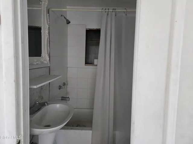 $69,900 | 158 Honey Bee Road, Sharon Springs, NY 13459