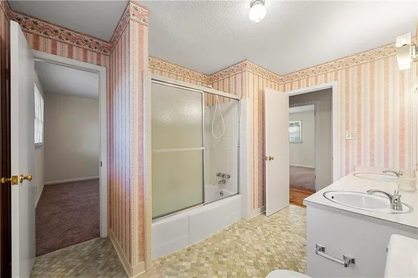 $2,450 | 552 Duke Drive, Marietta, GA 30066