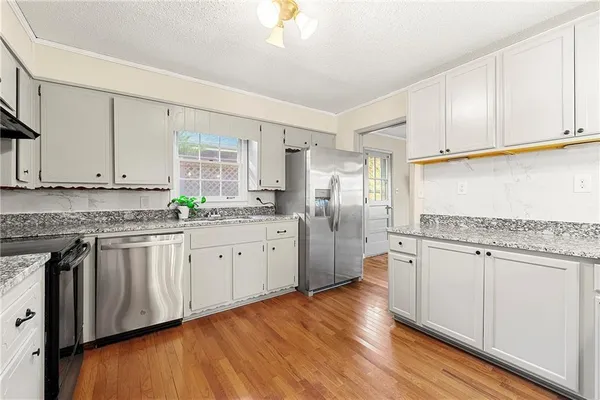 $2,450 | 552 Duke Drive, Marietta, GA 30066