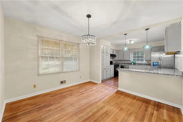 $2,450 | 552 Duke Drive, Marietta, GA 30066