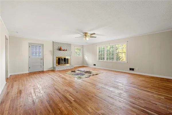 $2,450 | 552 Duke Drive, Marietta, GA 30066