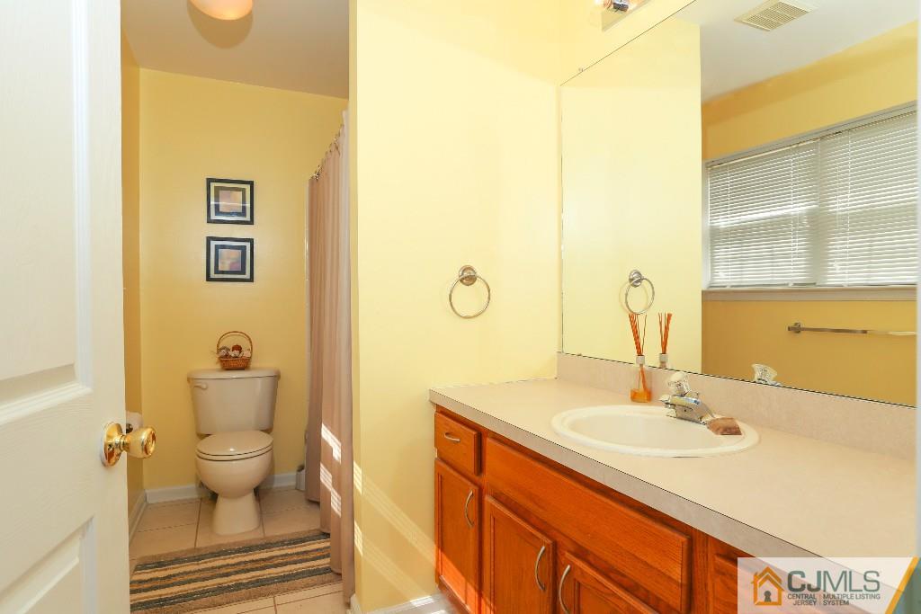 5 Rondell Lane Old Bridge, NJ 08879 - Photo 20 of 25 Gallery Image 20