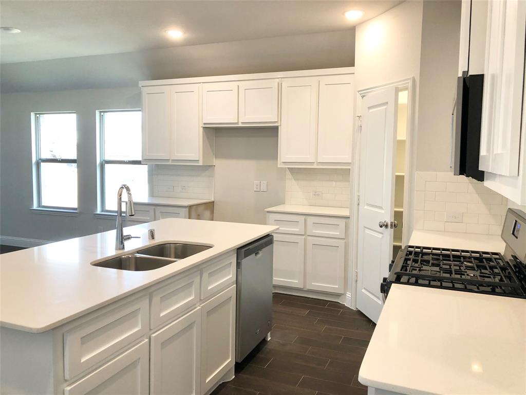 1261 Sharp Street Anna, TX 75409 - Photo 5 of 39