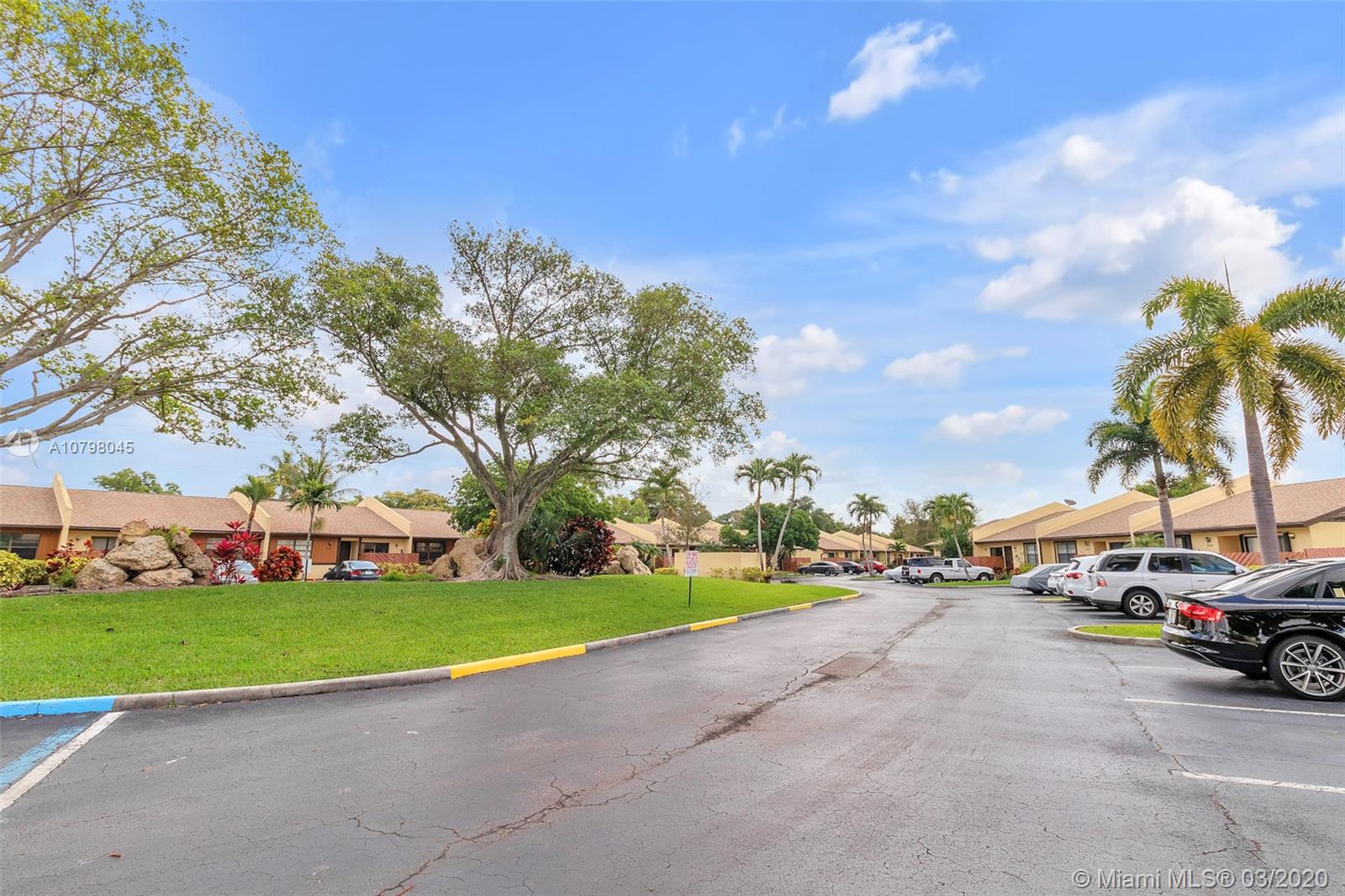 751 Banks Road, Unit 110 Margate, FL 33063 - Photo 29 of 34