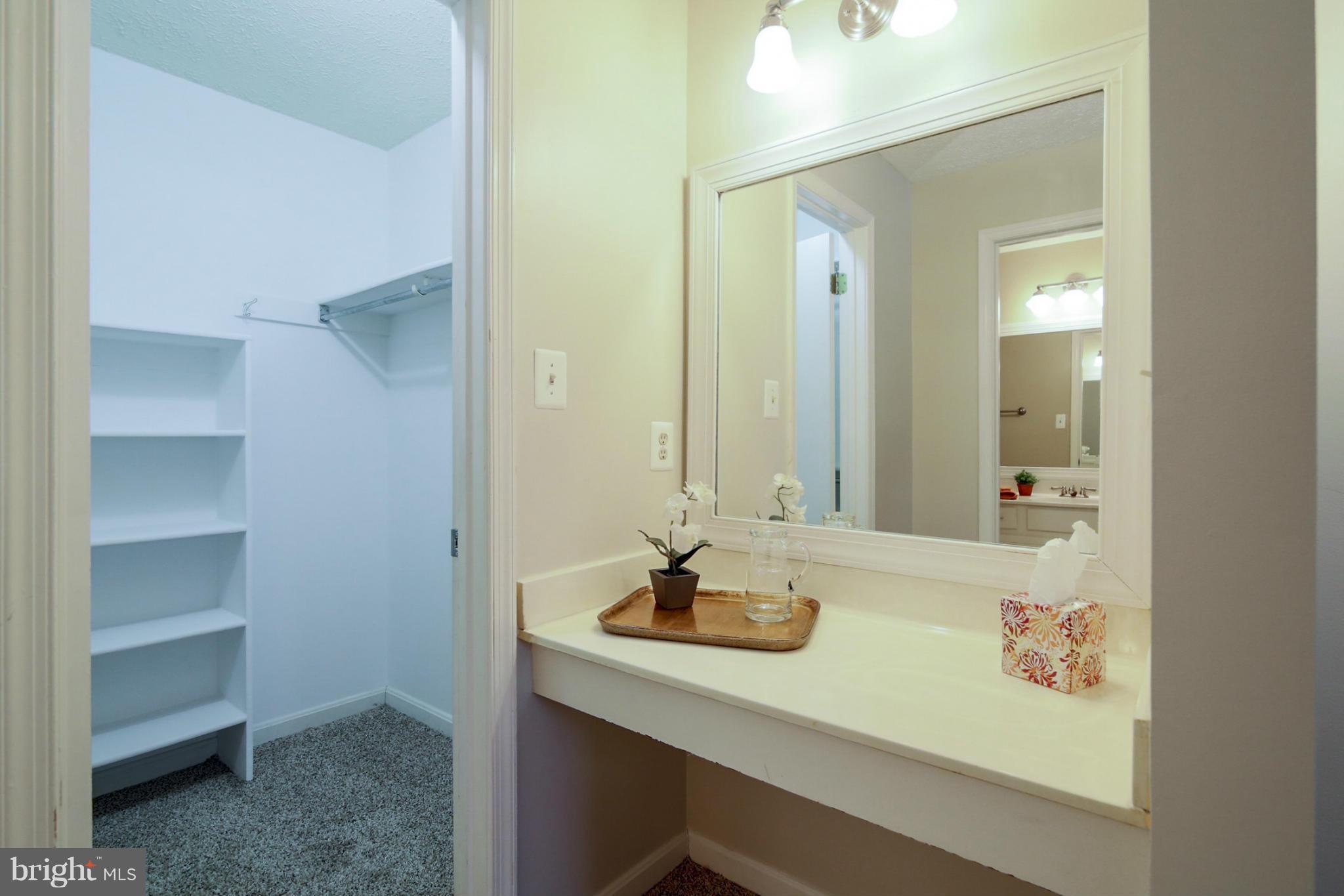 10153 Oakton Terrace Road, Unit 10153 Oakton, VA 22124 - Photo 13 of 23 Dressing Table