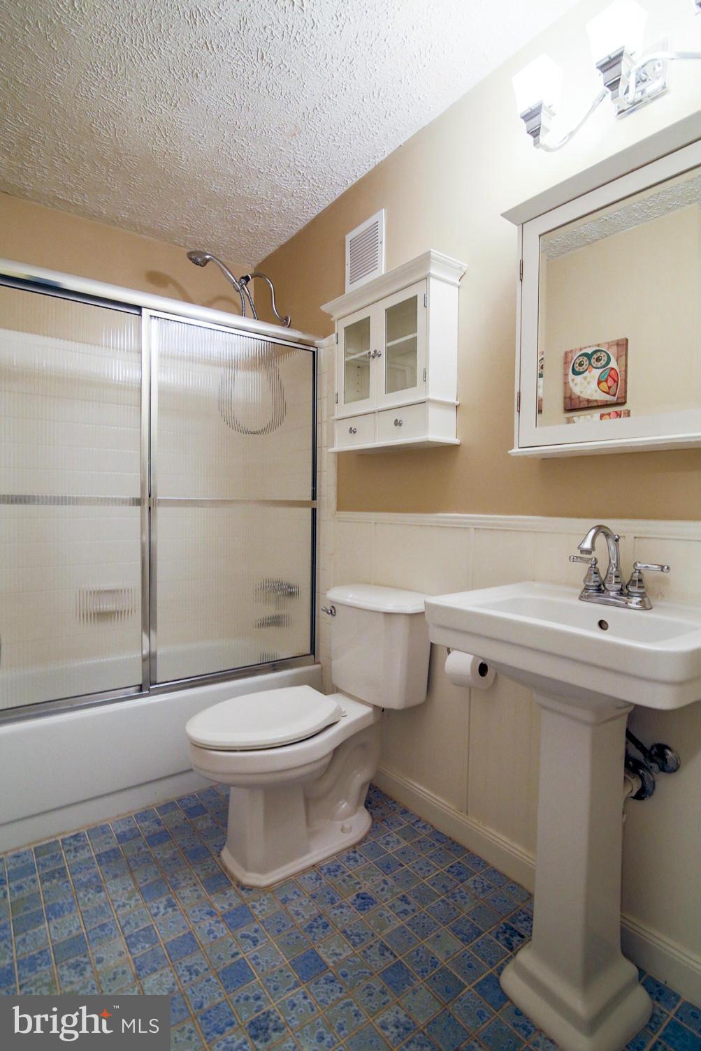 10153 Oakton Terrace Road, Unit 10153 Oakton, VA 22124 - Photo 16 of 23 Upgraded Hall Bath