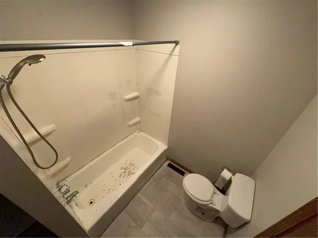 $200,000 | 806 East Market Street, Warrensburg, MO 64093