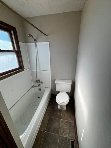 $200,000 | 806 East Market Street, Warrensburg, MO 64093