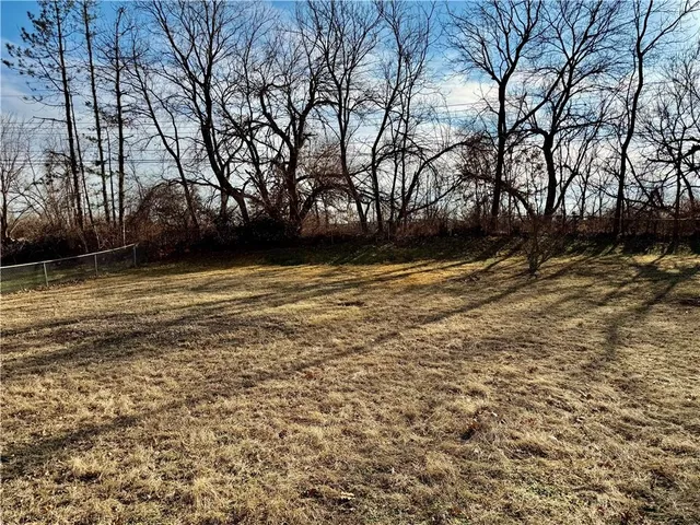 $200,000 | 806 East Market Street, Warrensburg, MO 64093