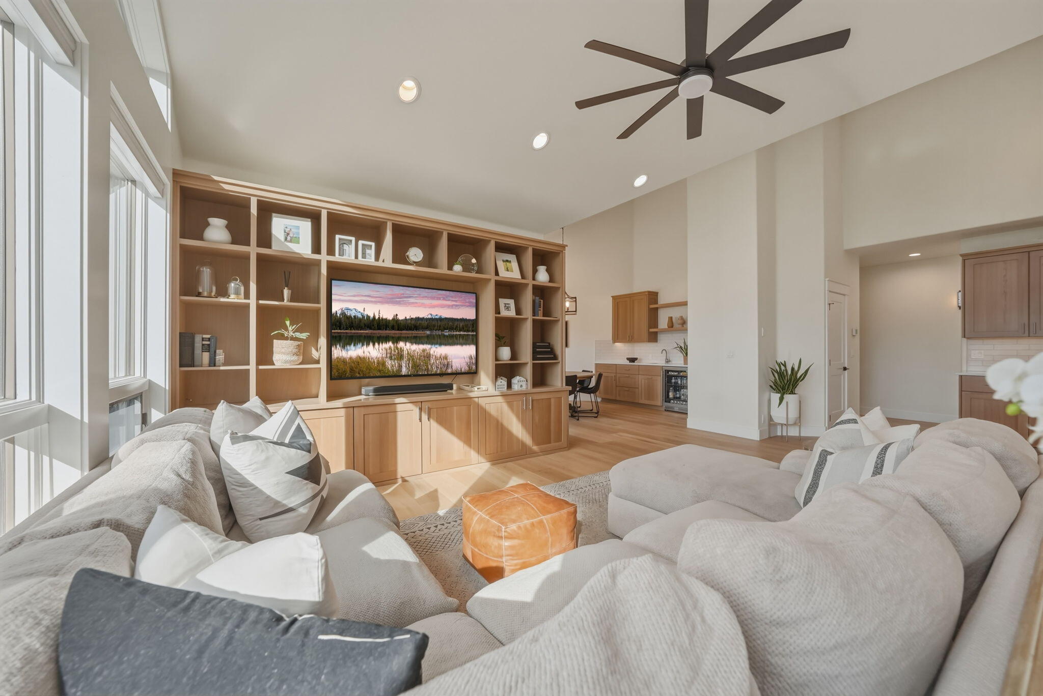 21680 Butte Ranch Road Bend, OR 97702 - Photo 20 of 65 LOVE HOW THE LIGHT FLOODS IN THE ROOM