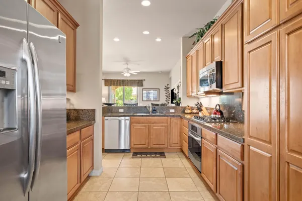 $4,700 | 81673 Avenida Alturas, Indio, CA 92203