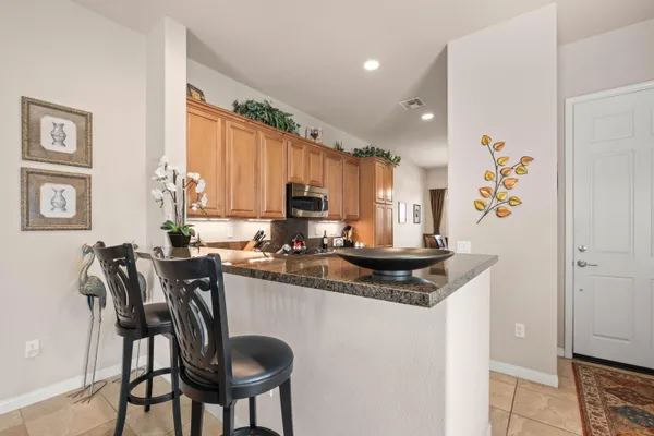 $4,700 | 81673 Avenida Alturas, Indio, CA 92203
