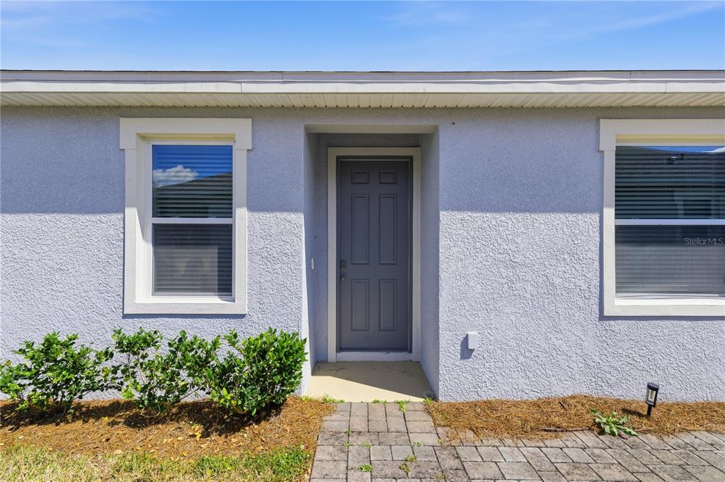 5369 Northwest 48th Lane Ocala, FL 34482 - Photo 7 of 47 a front view of a house