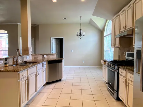 $2,500 | 9900 Buckingham Lane, Frisco, TX 75035