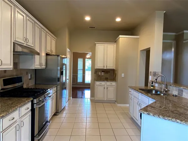$2,500 | 9900 Buckingham Lane, Frisco, TX 75035