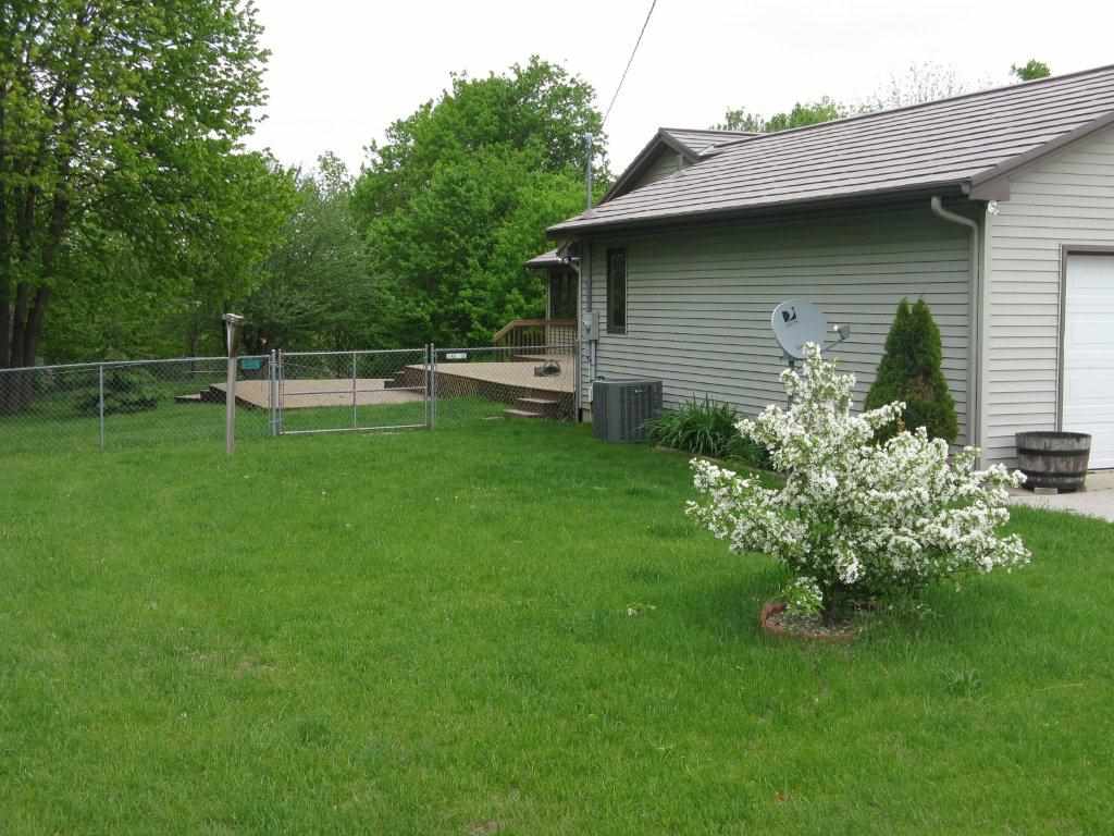 10995 South Watkoski Road Traverse City, MI 49684 - Photo 5 of 75 1800239-4.JPG