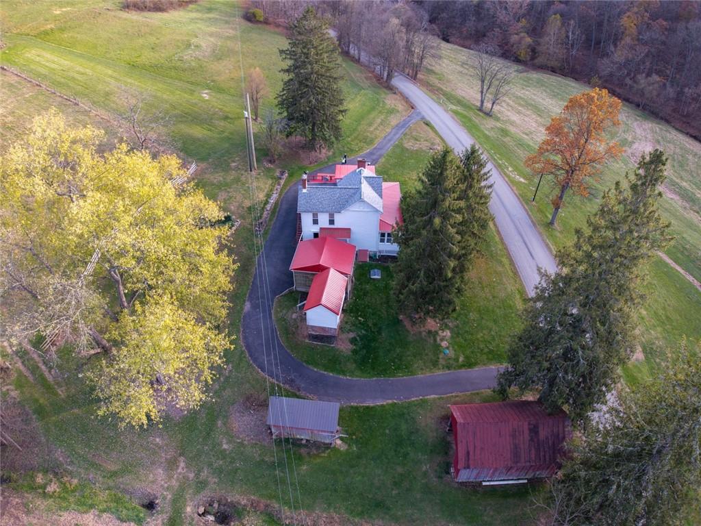 195 West W Railroad Road Sycamore, PA 15364 - Photo 17 of 50 a view of a outdoor space