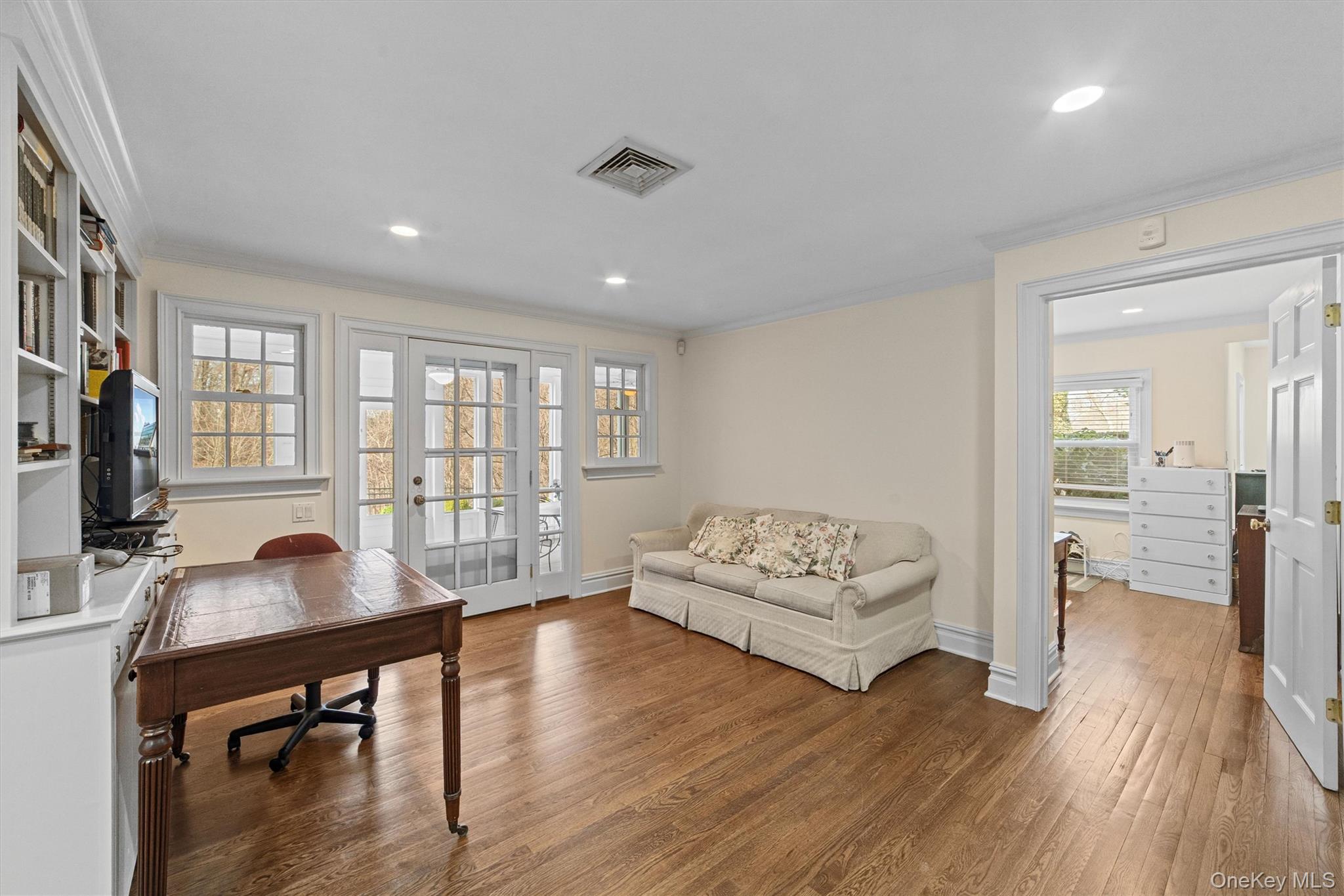 52 Oakledge Road Bronxville, NY 10708 - Photo 28 of 39