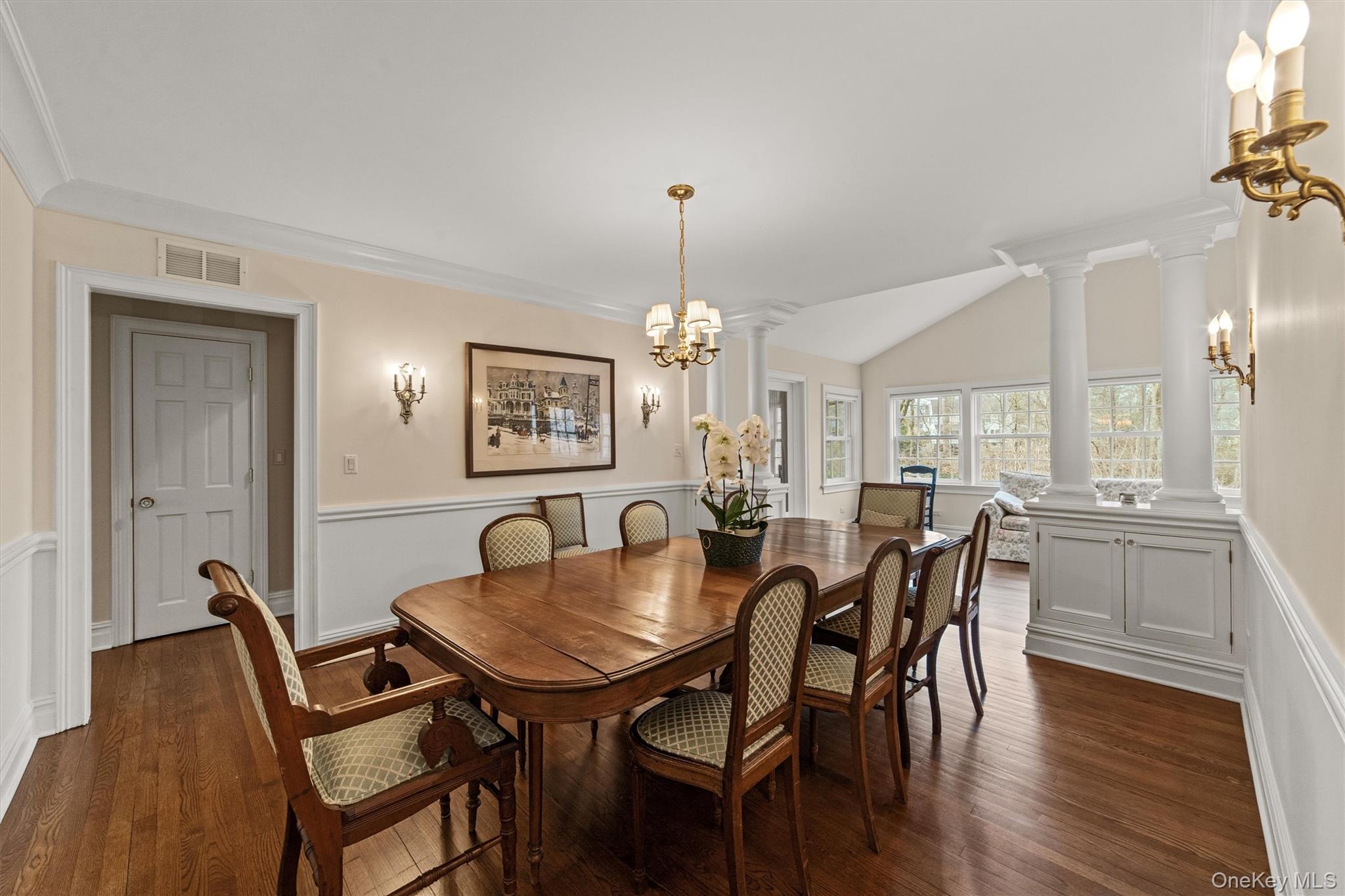 52 Oakledge Road Bronxville, NY 10708 - Photo 5 of 39