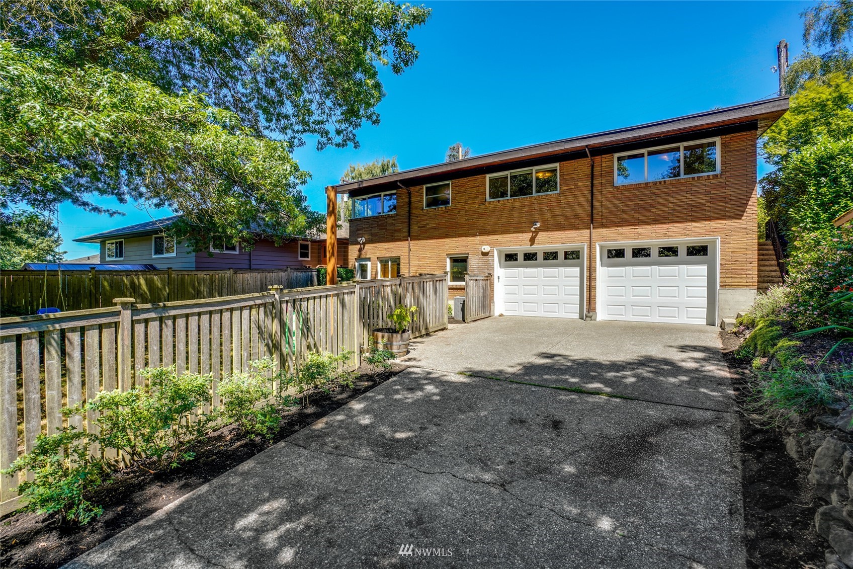 4101 Southwest Barton Street Seattle, WA 98136 - Photo 24 of 36 Gallery Image 24