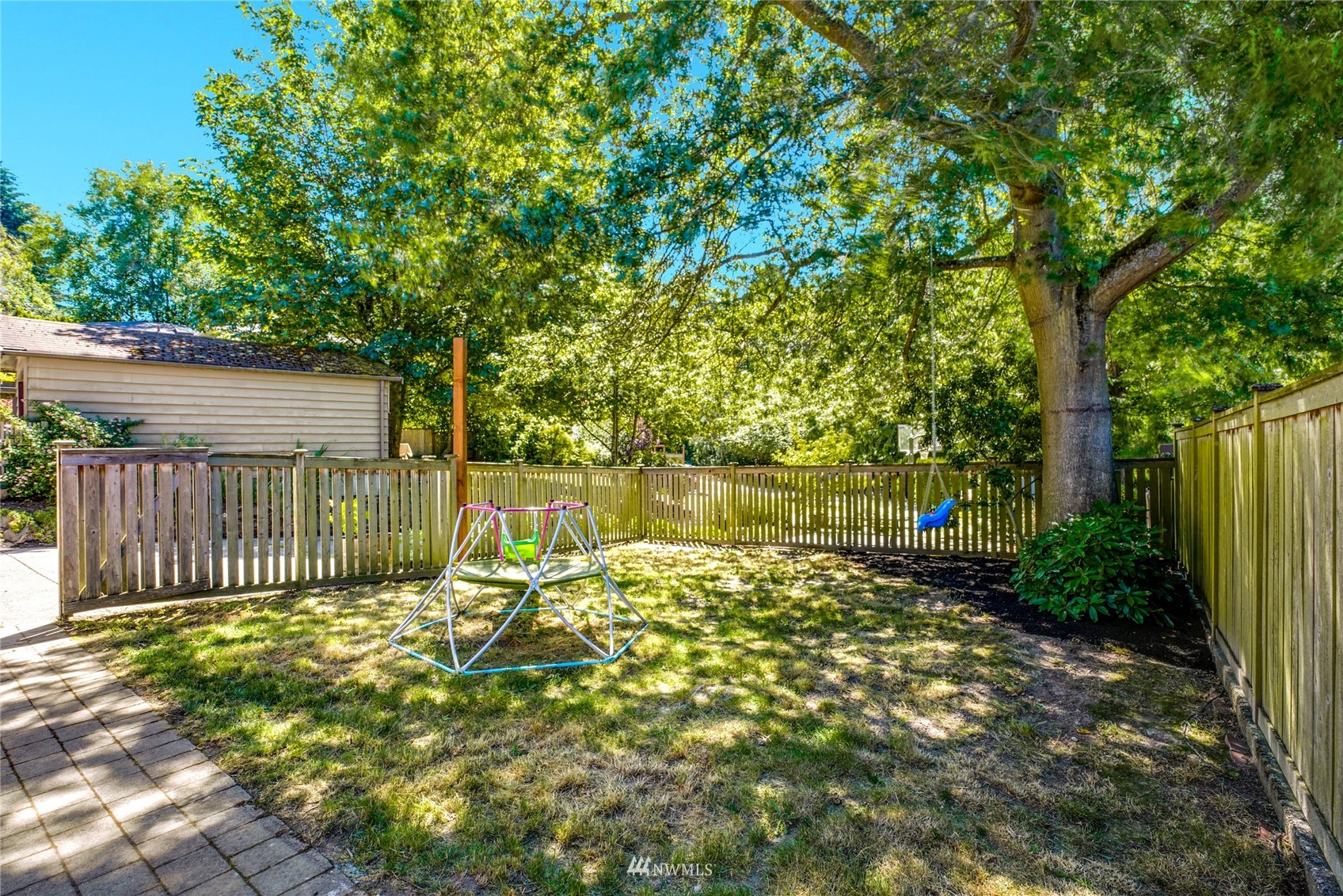 4101 Southwest Barton Street Seattle, WA 98136 - Photo 26 of 36 Gallery Image 26