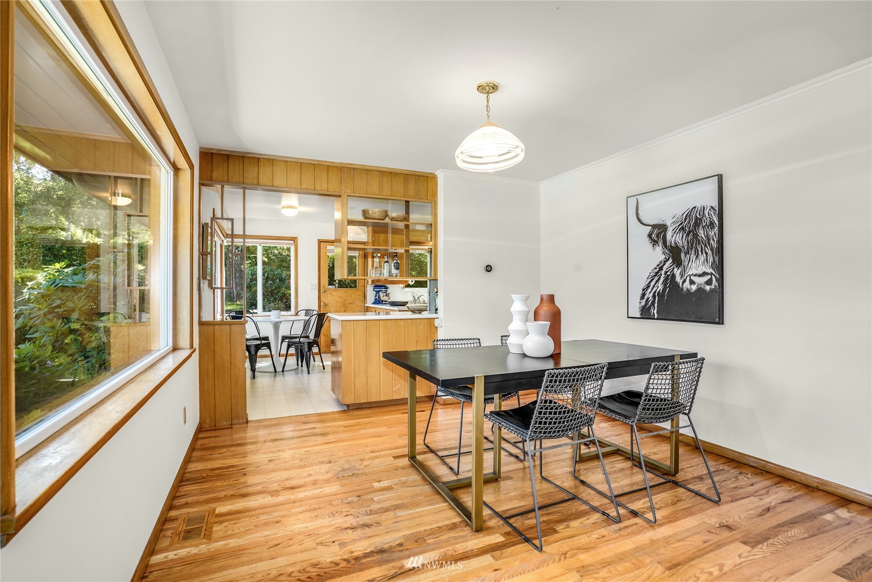 4101 Southwest Barton Street Seattle, WA 98136 - Photo 6 of 36 Gallery Image 6