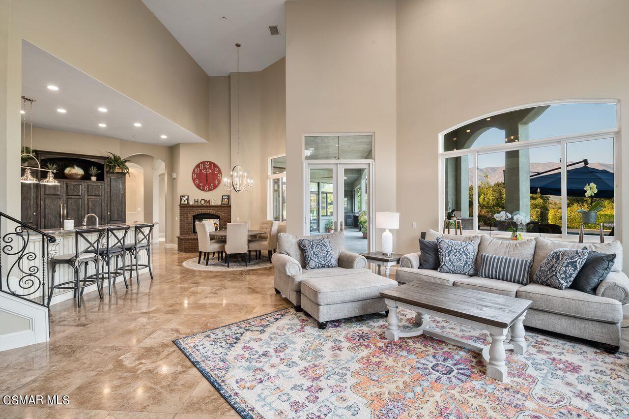 12490 MacDonald Drive Ojai, CA 93023 - Photo 27 of 87 a living room with furniture and a rug
