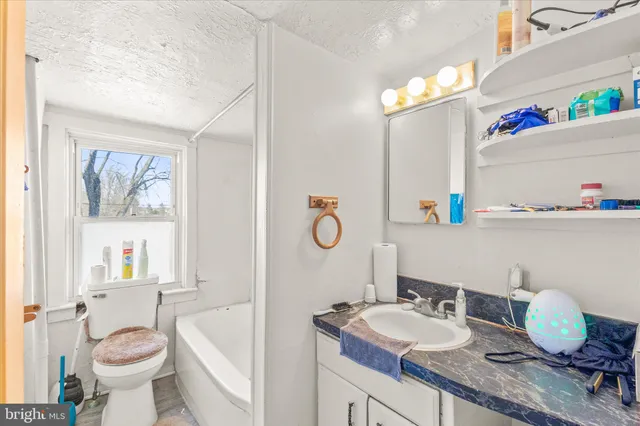 $235,000 | 2425 Arlington Street, York, PA 17402