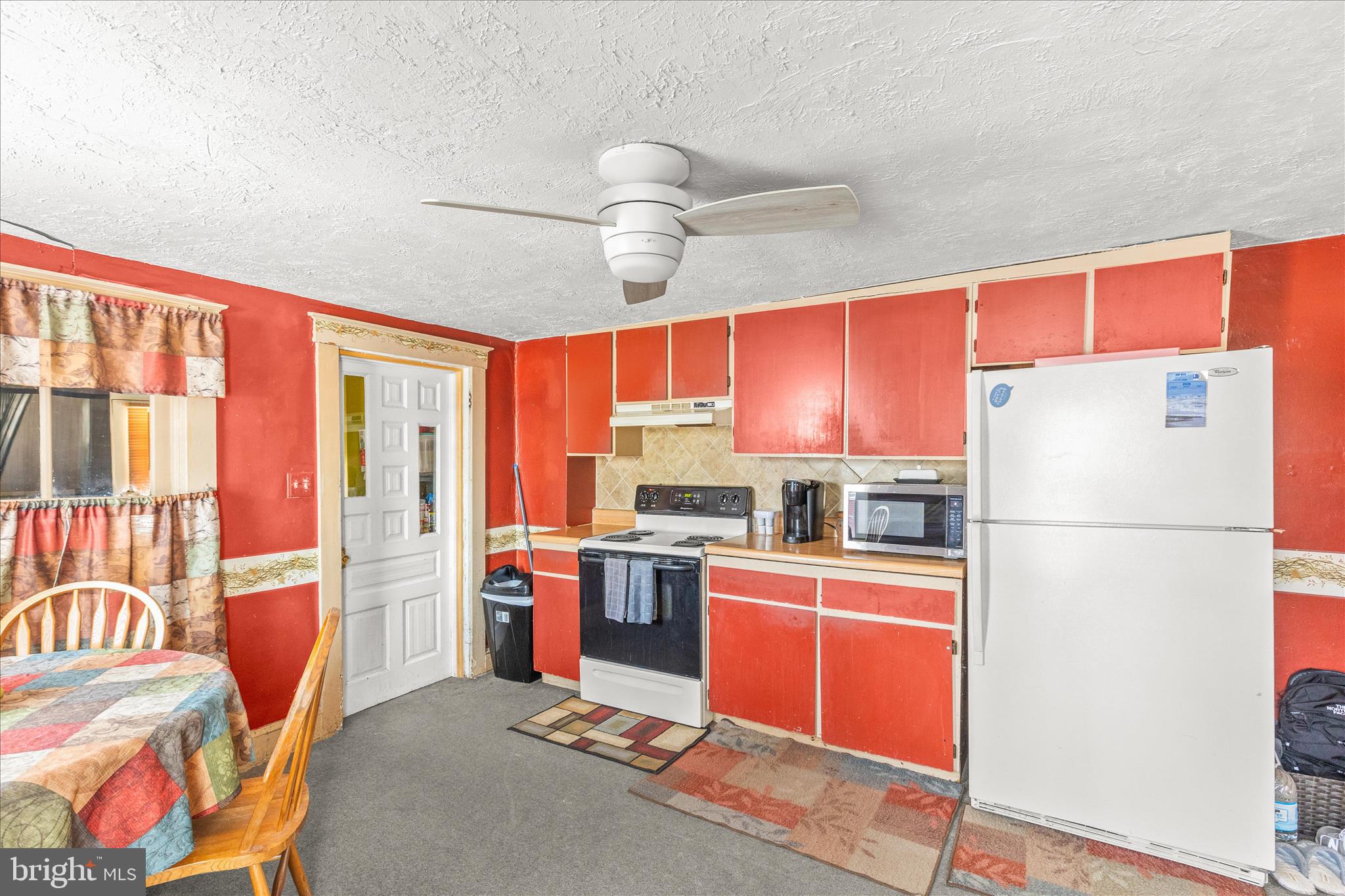 2425 Arlington Street York, PA 17402 - Photo 7 of 37 unit 1 kitchen