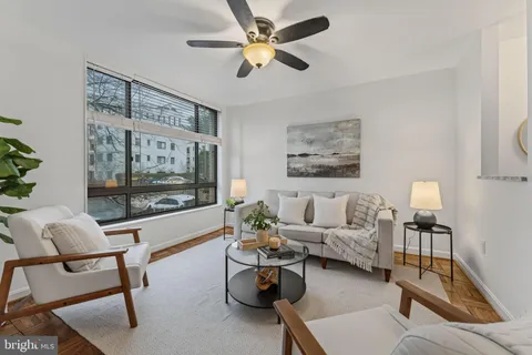 $400,000 | 3825 Davis Place Northwest, Unit 102, Washington, DC 20007