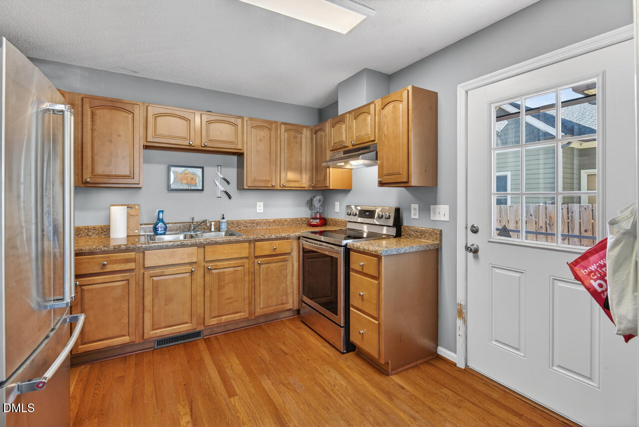 620 East Davie Street Raleigh, NC 27601 - Photo 16 of 42 15