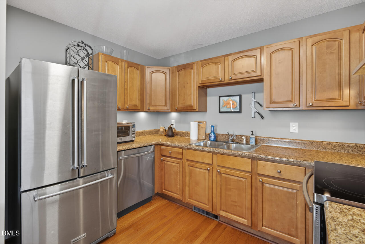 620 East Davie Street Raleigh, NC 27601 - Photo 18 of 42 16