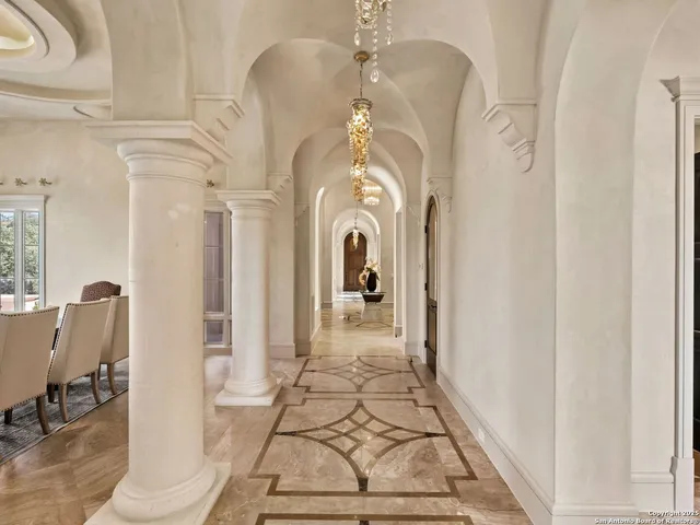 $4,400,000 | 15 Paseo Valencia, San Antonio, TX 78257