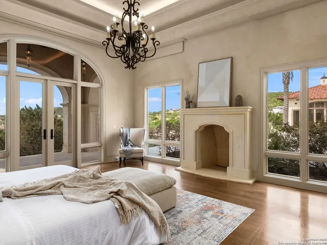 $4,400,000 | 15 Paseo Valencia, San Antonio, TX 78257